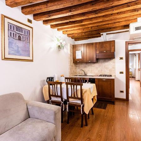 Apartmán Ca' Pinelli Benátky Exteriér fotografie